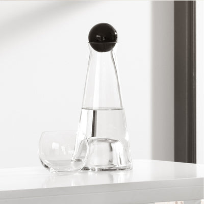 Design House Stockholm Fia carafe