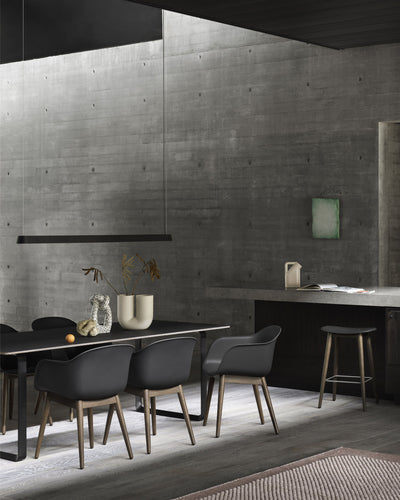 Muuto Linear pendant lamp, black (169.2 cm)