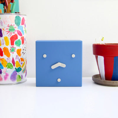 EO Face 2-6-10 table clock, blue