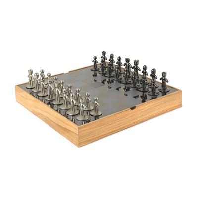 Umbra Buddy chess set