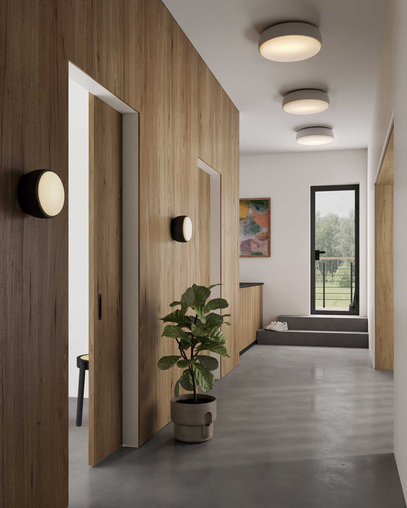 Northern Over Me ceiling/wall lamp, white (Ø40cm)