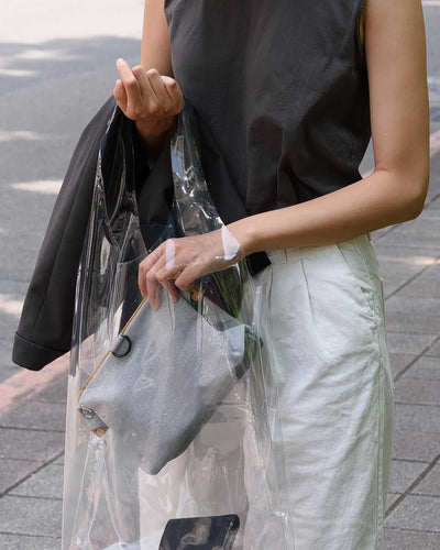 Gudee Uroki toiletry bag