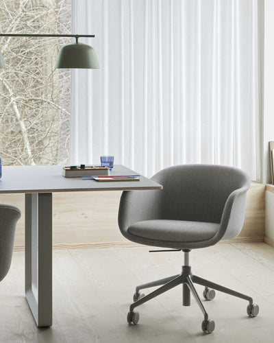 Muuto Fiber Conference Armchair, remix 133/grey
