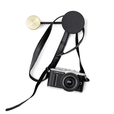 Audo Copenhagen Afteroom Coat Hanger Small , Brass/Black