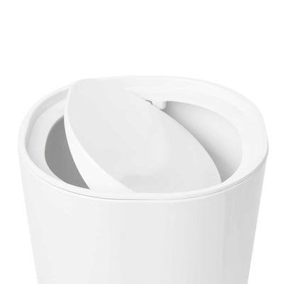 Umbra Step trash can with lid, white (6.6 L)