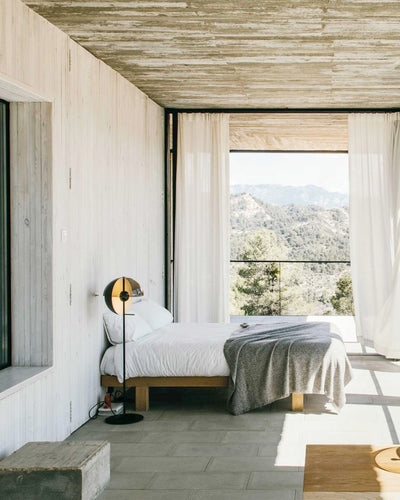 Marset Theia P floor lamp, black