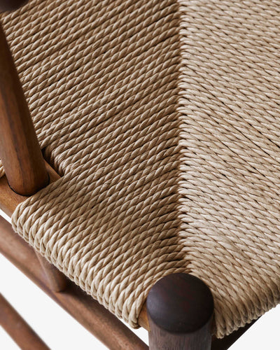 &Tradition HM4 Drawn armchair, oiled walnut