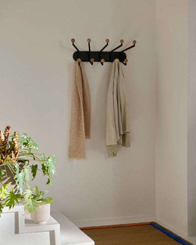 &tradition SC76 Capture wall coat rack, graphite/oak knob