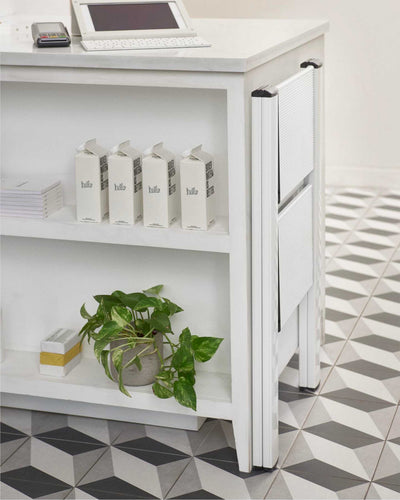 Hasegawa Slim Mini 2-step, white