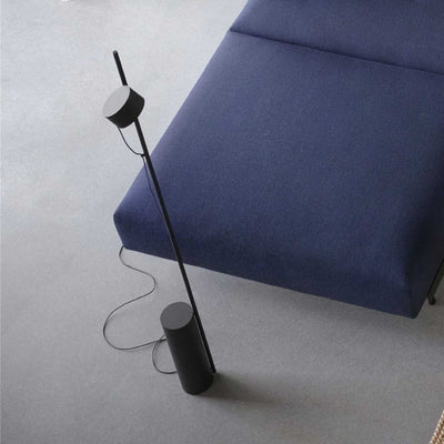 Muuto Post floor lamp, black