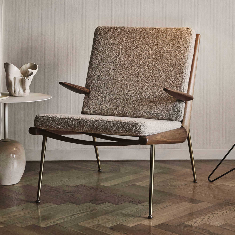 &Tradition HM2 Boomerang Lounge Chair, Karakorum 003-Oiled Walnut