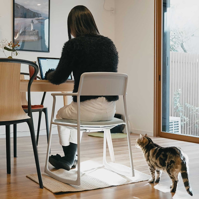 Kokuyo Cuna rocking chair