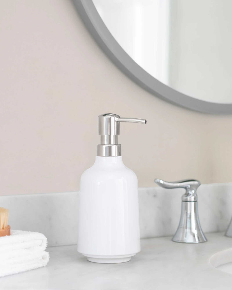 Umbra Step soap pump, white