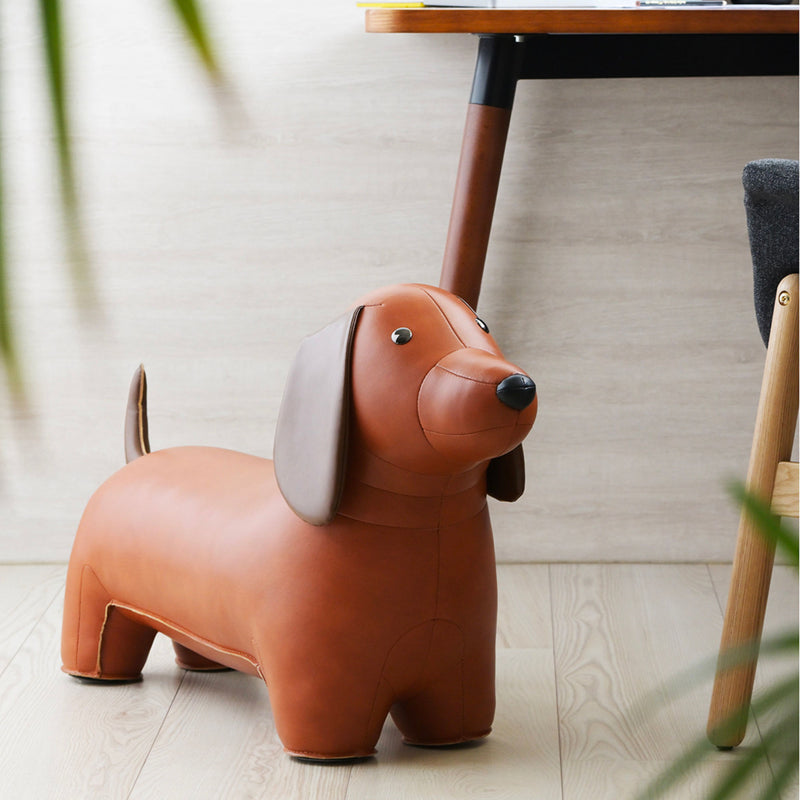 Zuny Large Teckel Animal Stool, tan/brown