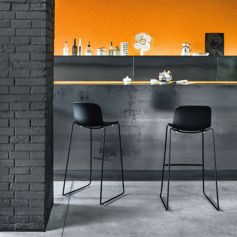 Magis Troy Bar Stool , Black (77 cm)