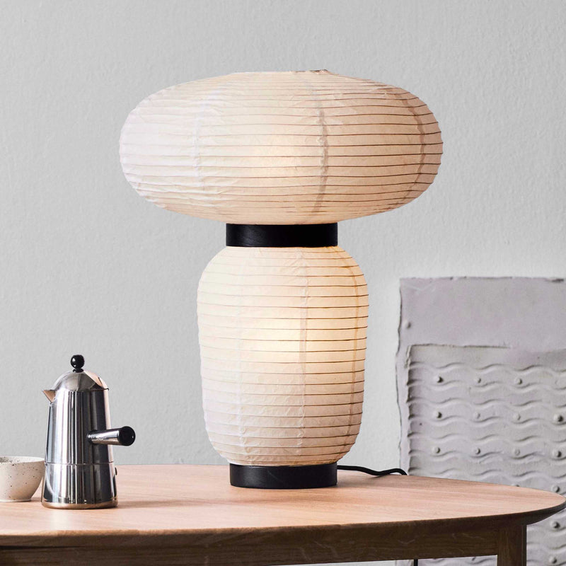 &Tradition Formakami JH18 table lamp