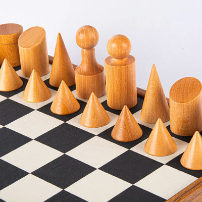 Manopoulos Bauhaus Chess Set