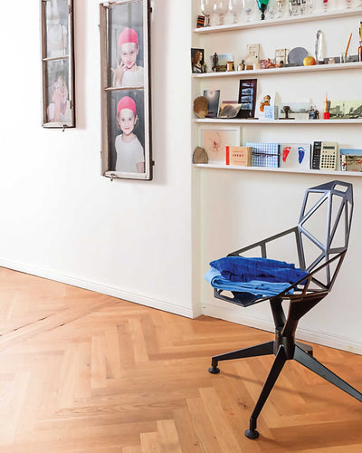 Magis Chair One 4Star, black (swivel base)