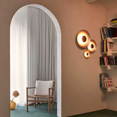 Marset Ginger 20C wall lamp, oak/white