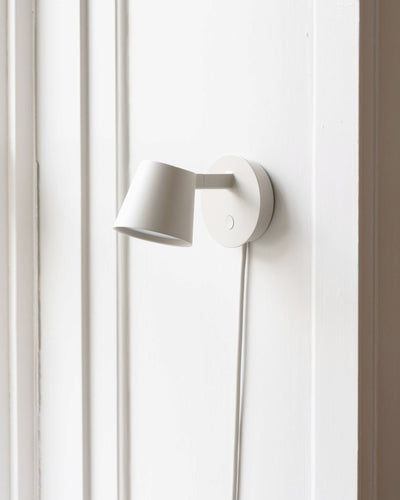 Muuto Tip Wall Lamp