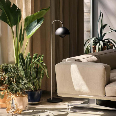 &Tradition Flowerpot VP12 floor lamp