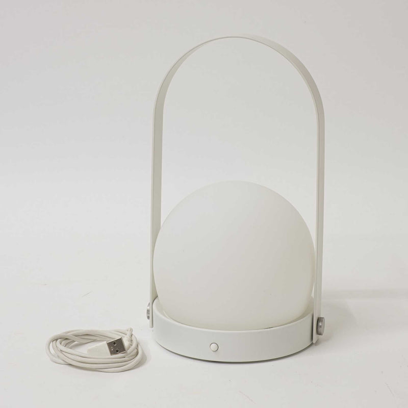 ex-display | Menu Carrie rechargeable lamp, White