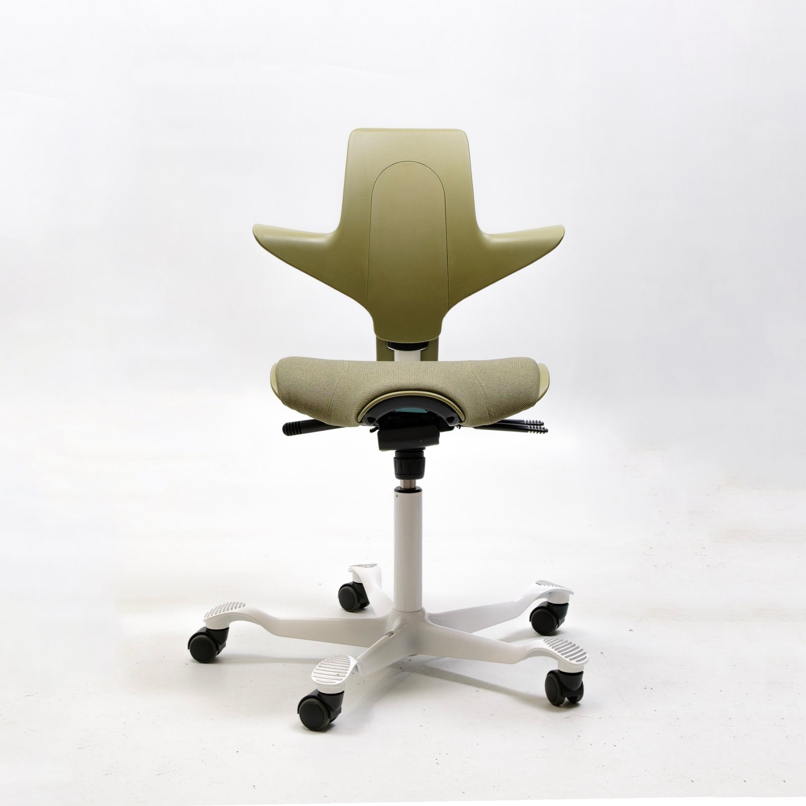 refurbished | Hag Capisco Puls 8020 fabric, cura moss/white