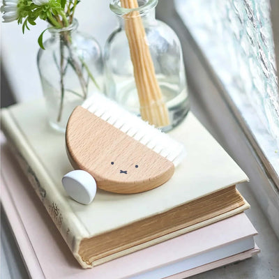 Miffy mini wooden desk brush