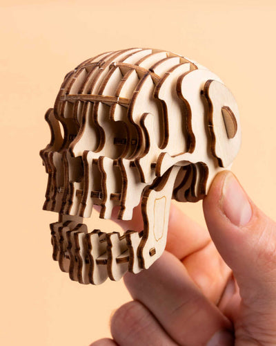 Kikkerland Skull 3D Wooden Puzzle