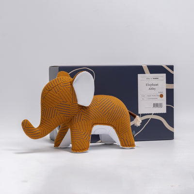 refurbished | Zuny bookend, elephant abby tan (kvadrat razzle dazzle)