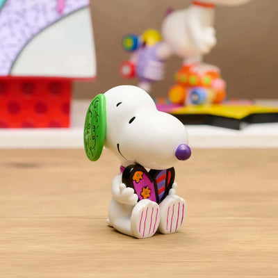 Romero Britto x Peanuts Snoopy with Heart Mini Figure 9cm