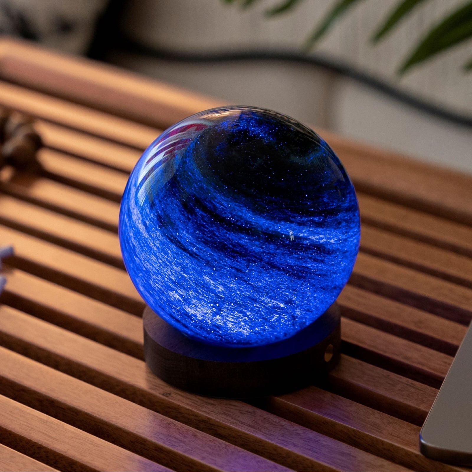 Gingko AstraGlass mini light, stella ocean