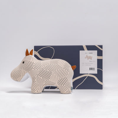refurbished | Zuny bookend, hippo kvadrat razzle dazzle white
