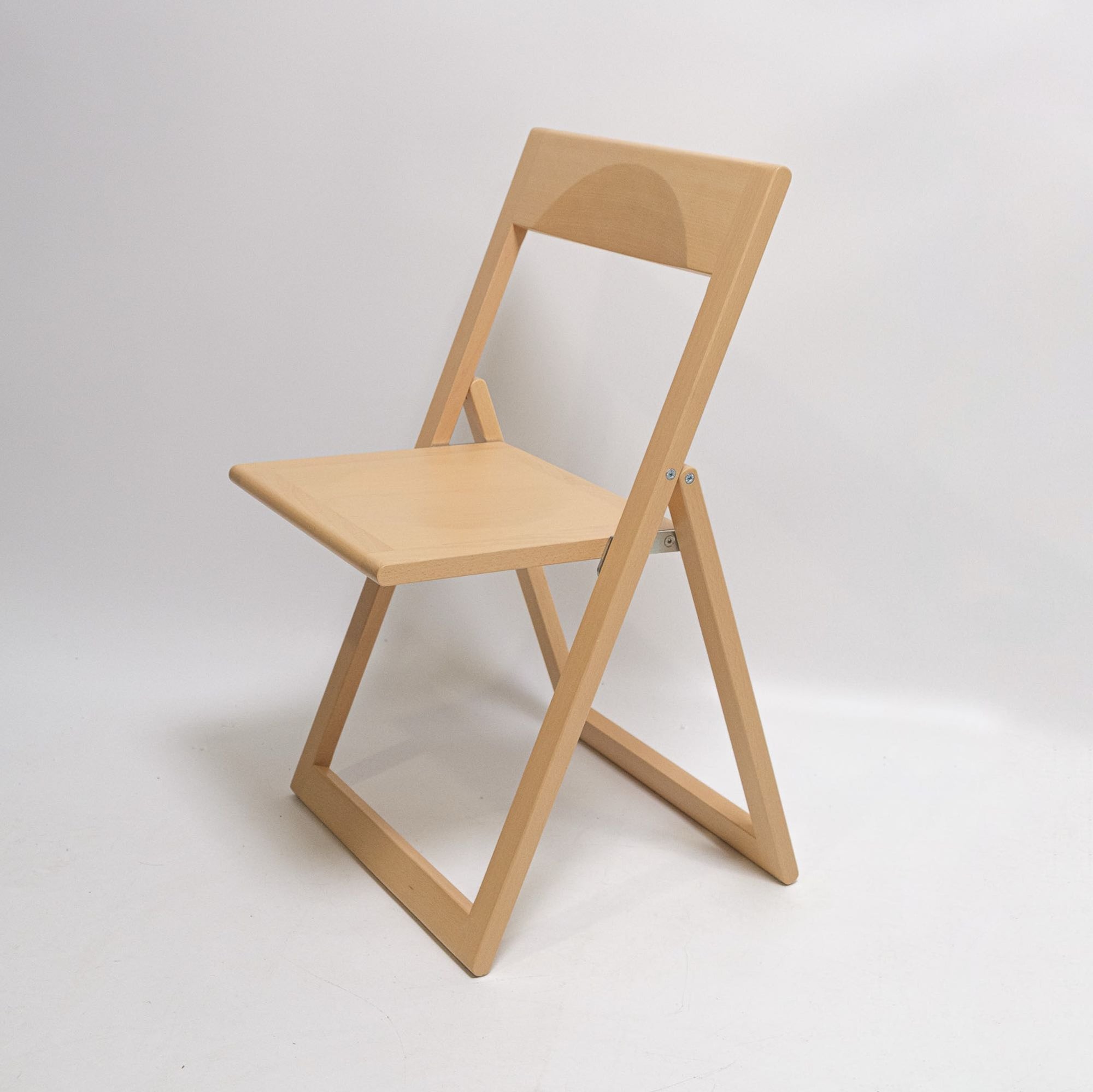 ex-display | Magis Aviva folding chair, beech wood