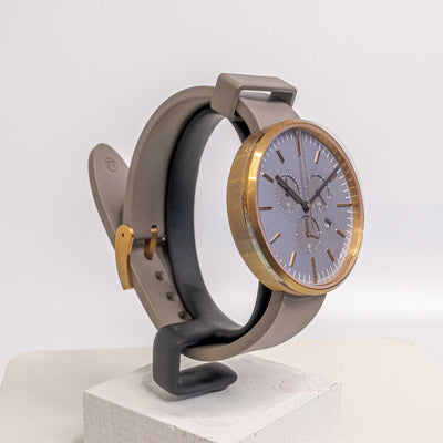 ex-display | Uniform Wares M42 watch in PVD rose gold w. dark grey nitrile rubber strap