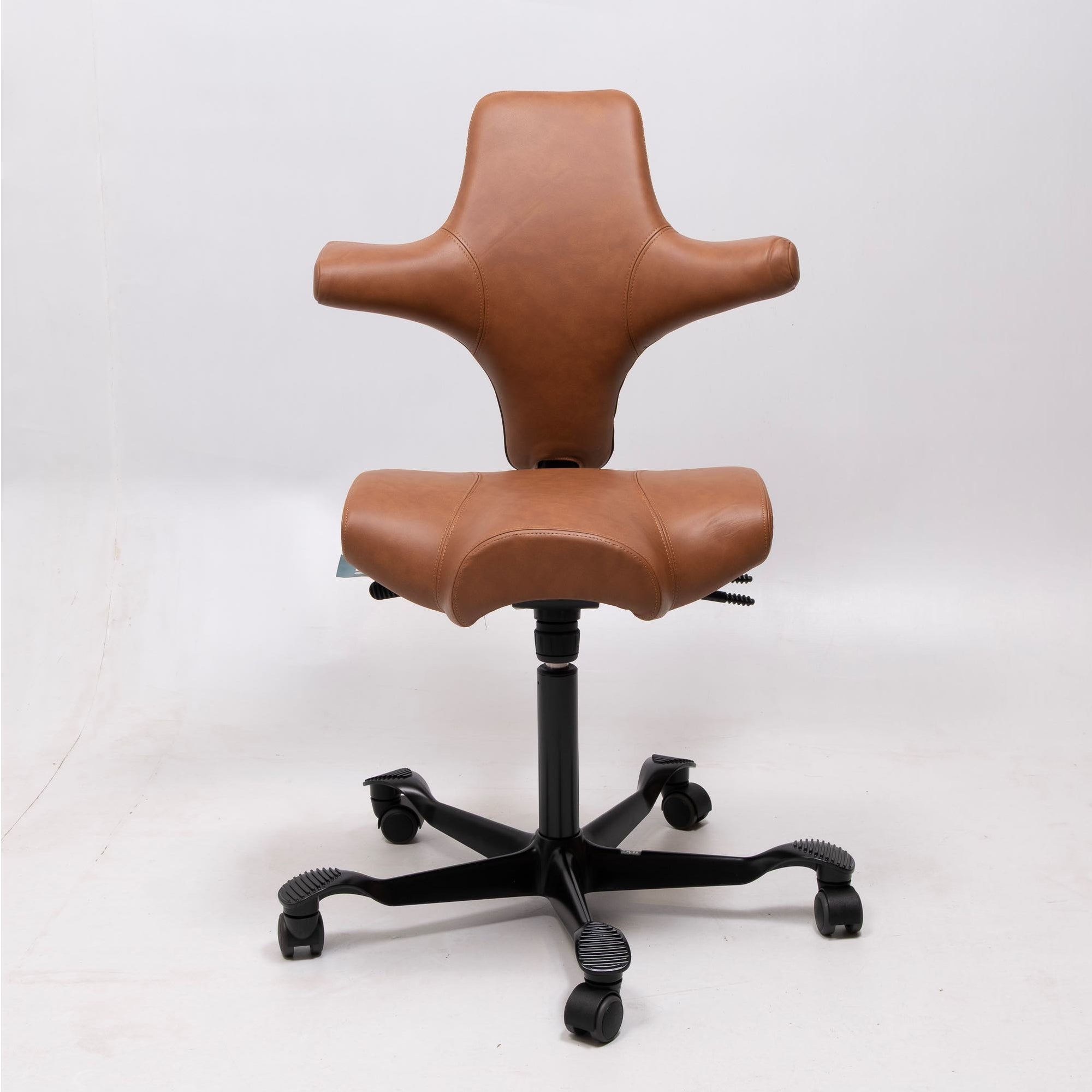 refurbished | Hag Capisco 8106 Leather, cognac/black