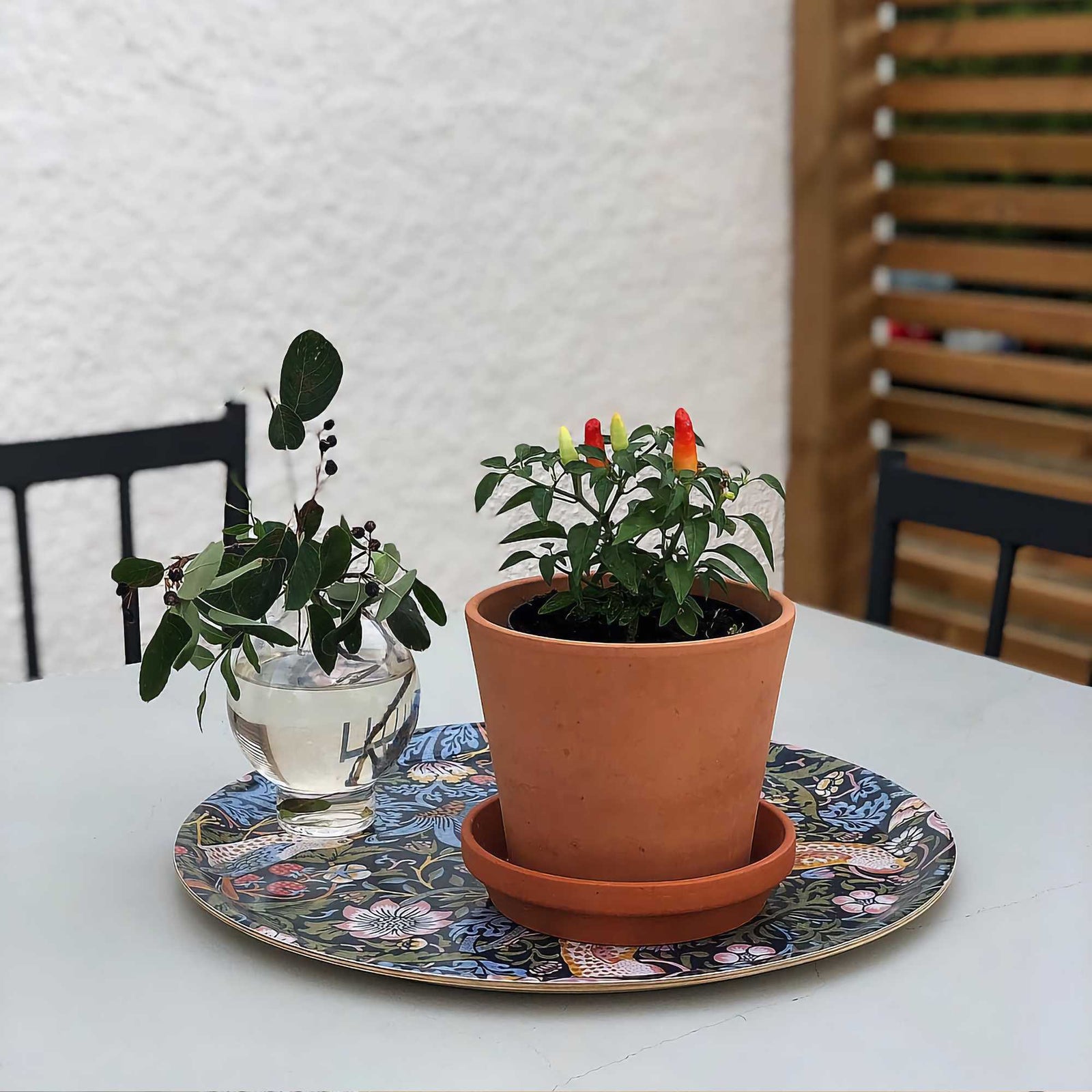 Åry Sweden Birch Veneer Tray (49cm), Strawberry Thief