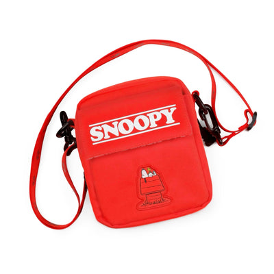 Retrospekt x Peanuts Snoopy Polaroid 600 instant film camera with camera bag