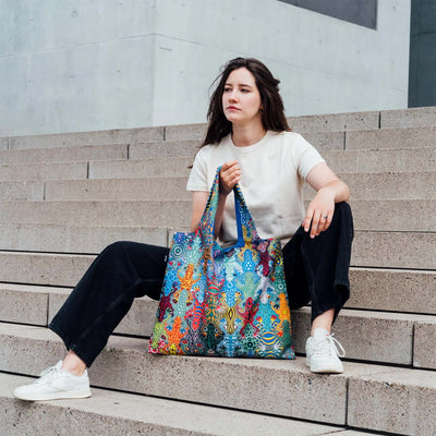 Loqi Sam Wilde Equi- tote