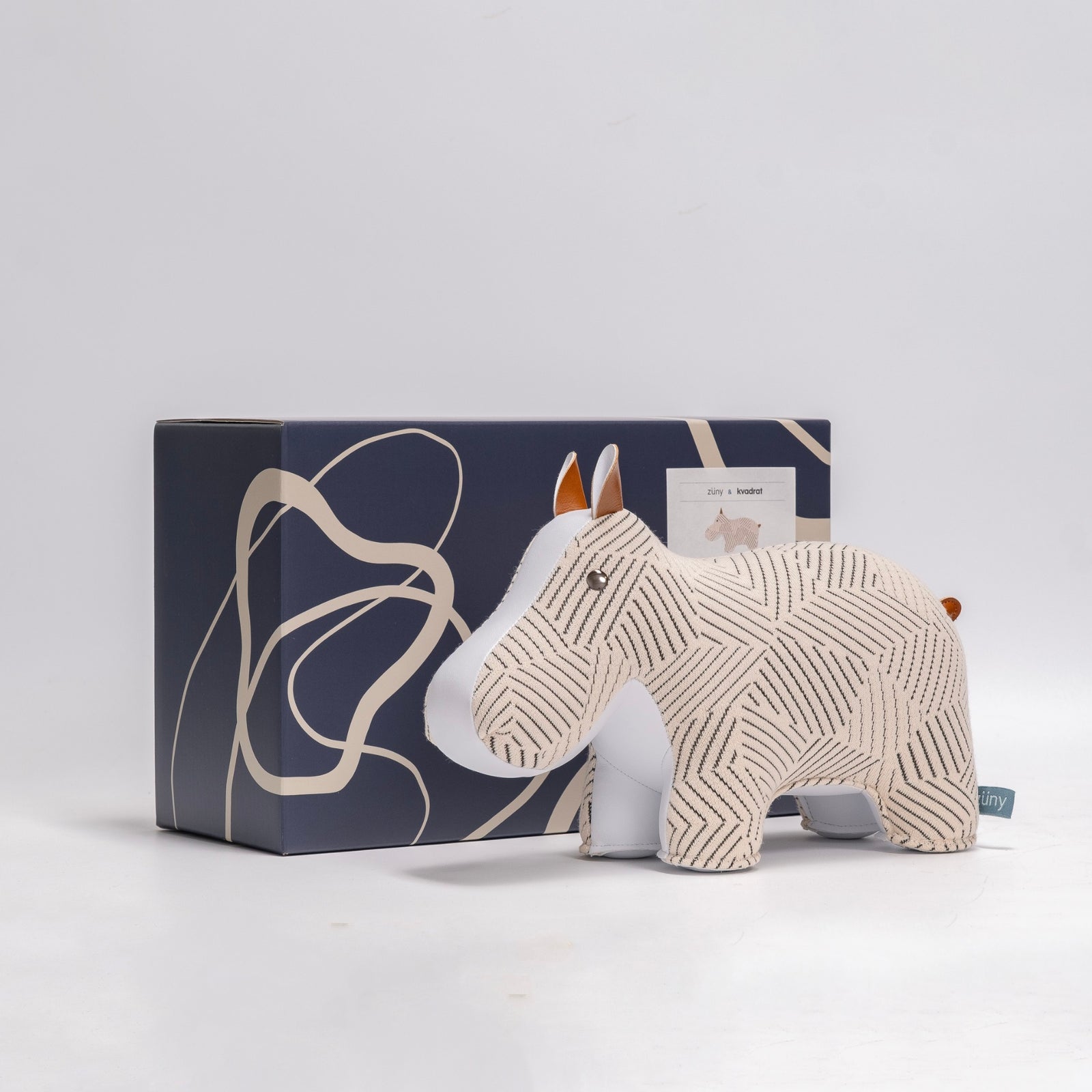 refurbished | Zuny bookend, hippo kvadrat razzle dazzle white