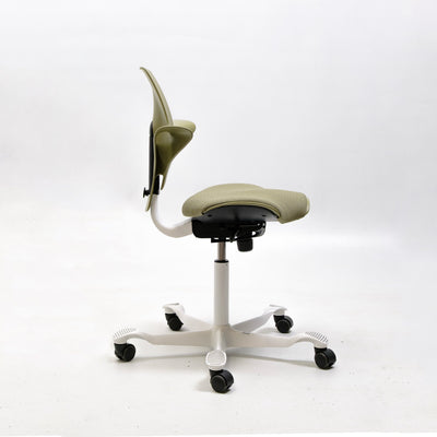 refurbished | Hag Capisco Puls 8020 fabric, cura moss/white
