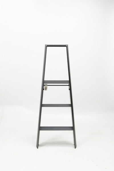 refurbished | Metaphys Lucano ladder 3-step, black