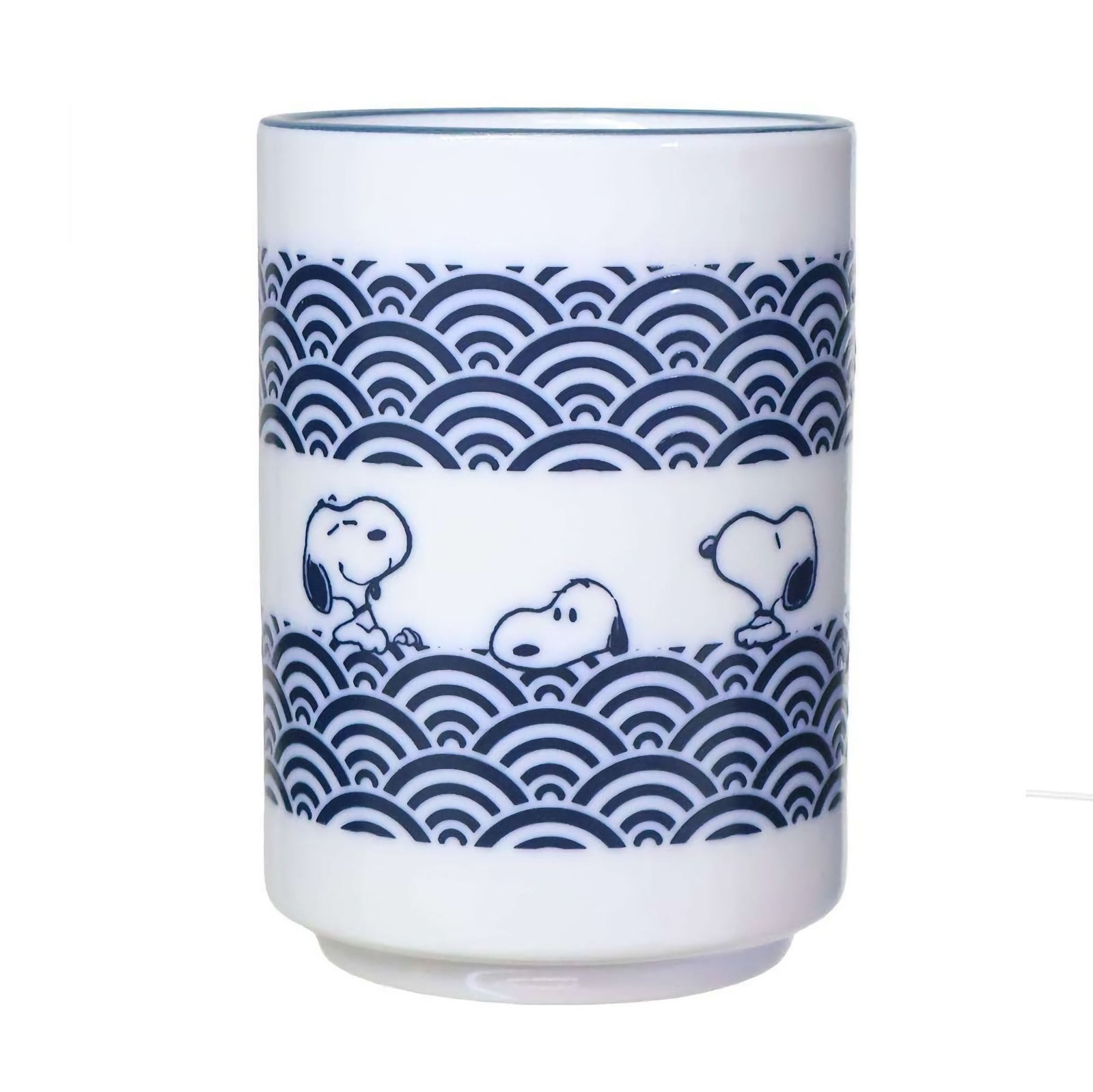 Peanuts Snoopy tea cup, wave
