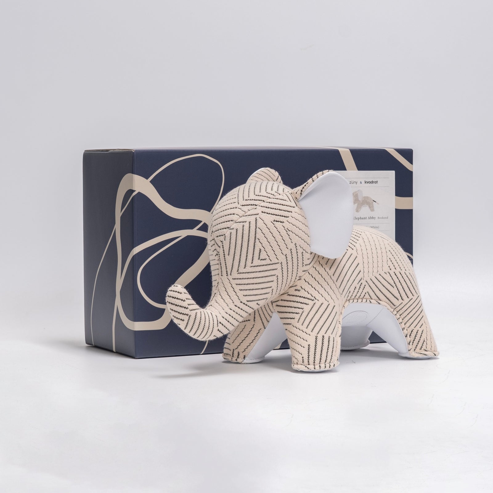 refurbished | Zuny bookend, elephant abby (kvadrat razle dazzle)
