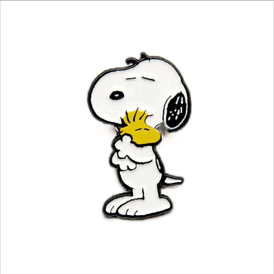 Peanuts x Magpie Snoopy enamel pin, hugs