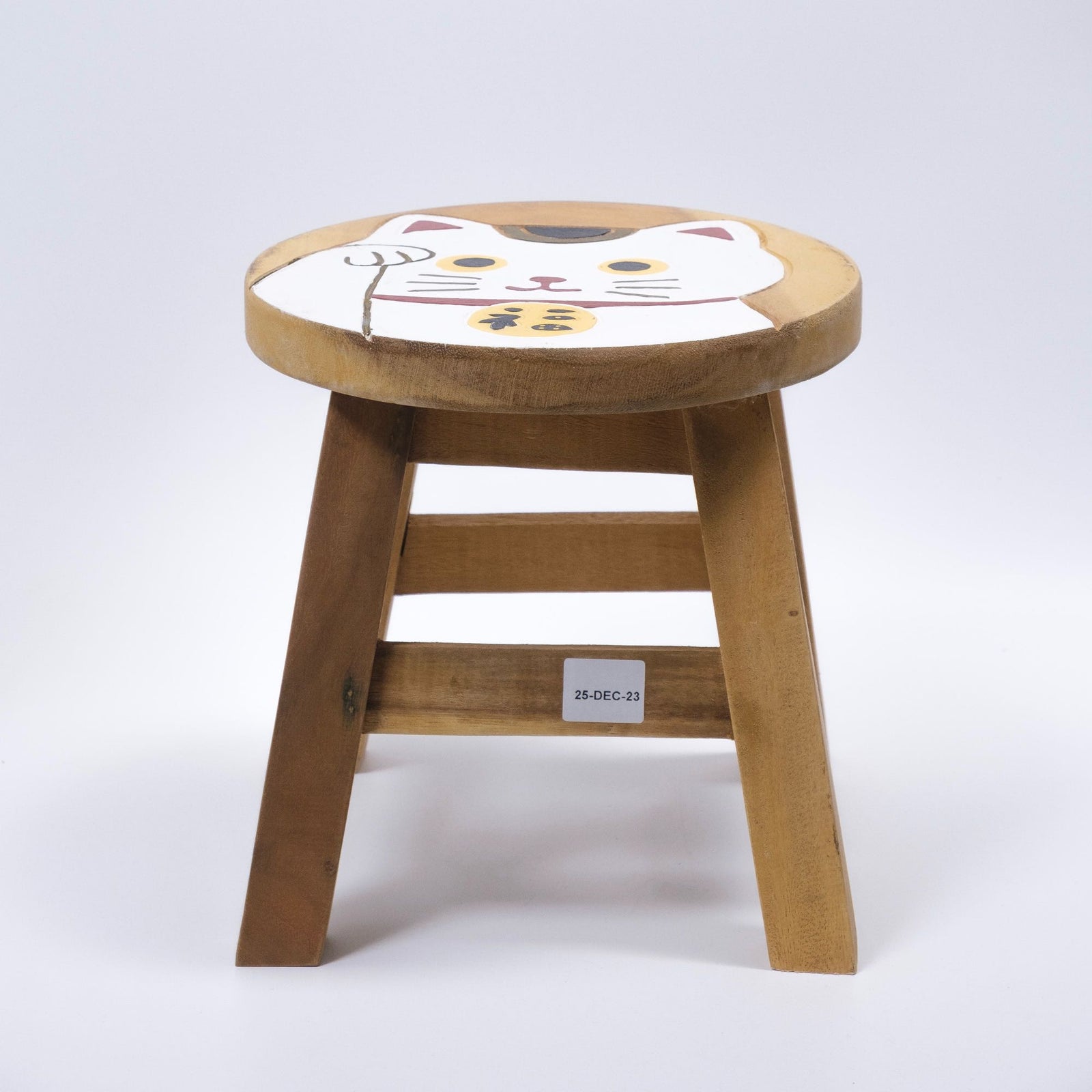 refurbished | Scarf Cat Acacia wood mini stool, lucky cat