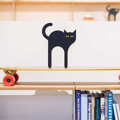 Tecta cat figurine