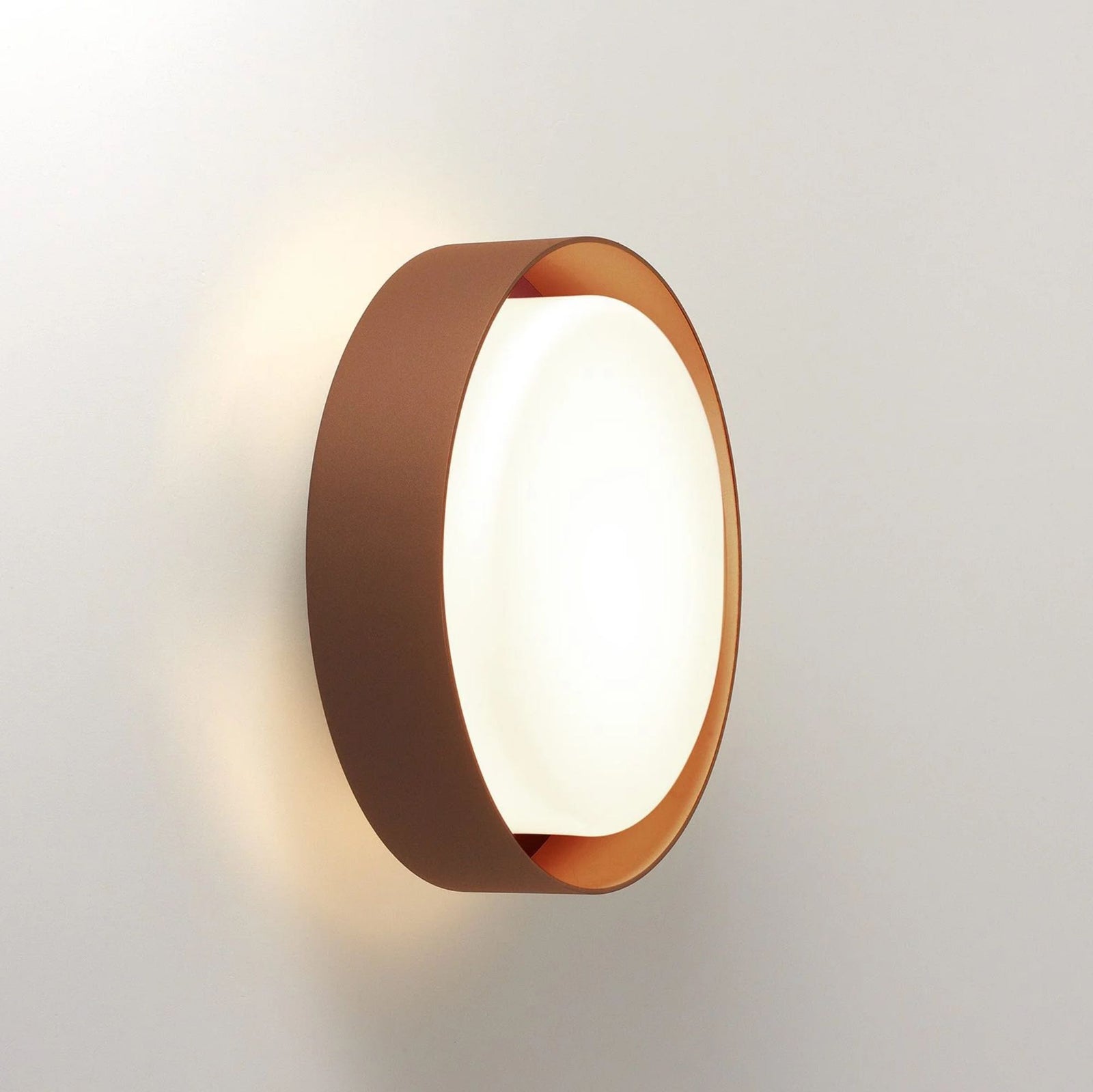 Marset Plaff On 33 ceiling and wall lamp, Rust