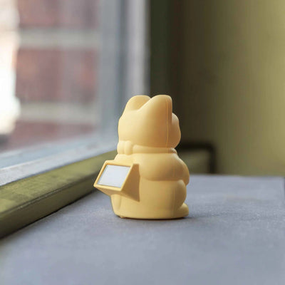 Donkey Lucky Cat Solar, yellow