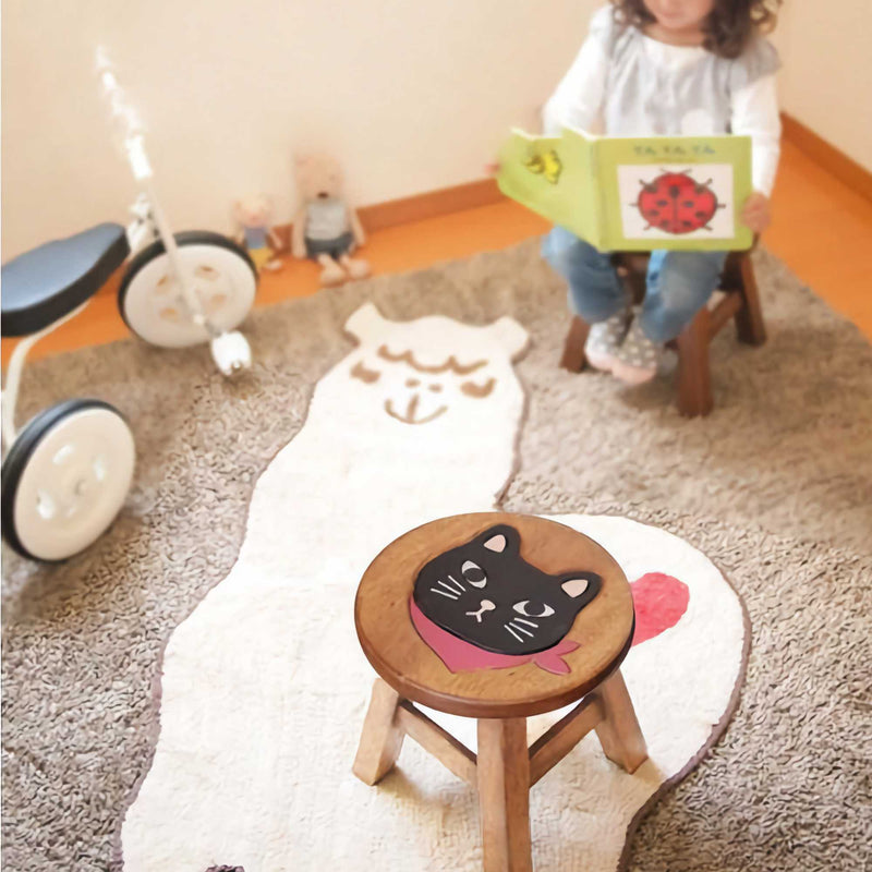 Scarf Cat Acacia wood mini stool, black